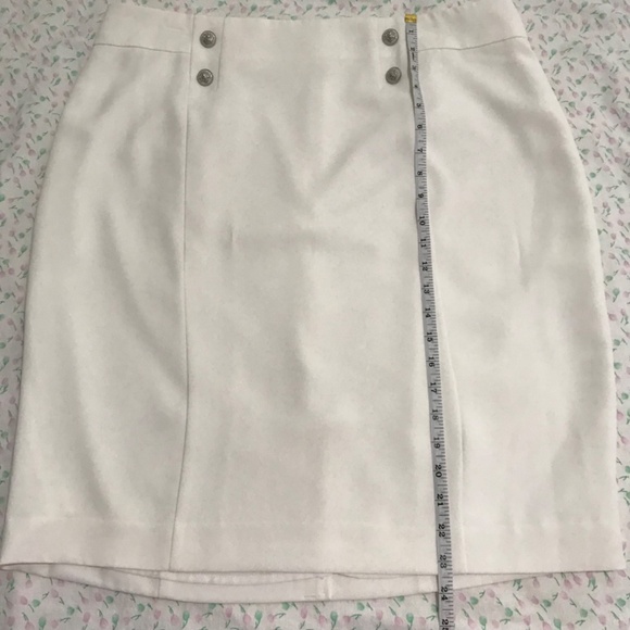 NWOT Laura White Skirt Plus Size 16/1X With Faux Silver Buttons - Picture 3 of 15